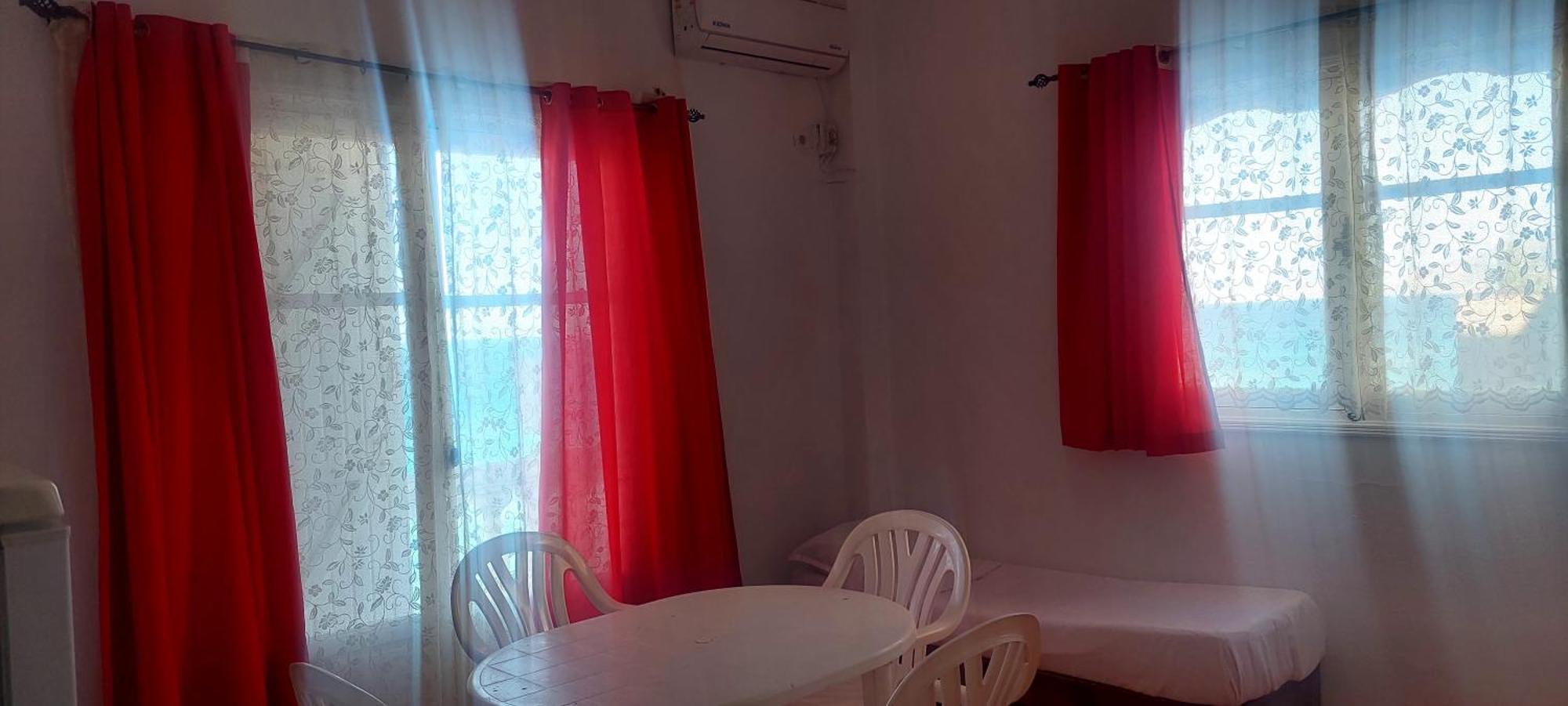 Residence Yasamine Ain El Turck Aïn el Turk Esterno foto